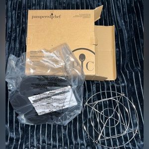 NIB Pampered Chef silicone egg bites mold NEW